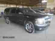 2017 Chevrolet Suburban LT с VIN 1GNSCHKC4HR313721, выставлен на аукционе Copart как лот 62764805 с пробегом 242 212 миль миль и Чистый • Clean title. История ставок и продаж доступна на DreamBid. Изображение 4.