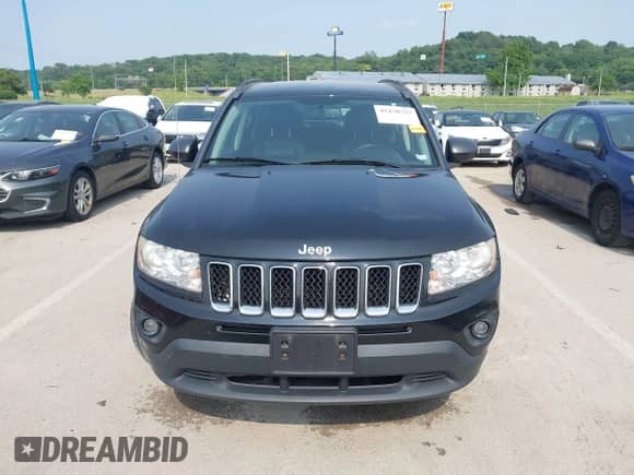 2012 Jeep Compass Limited с VIN 1C4NJCCB5CD507443, выставлен на аукционе IAAI как лот 42470727 с пробегом 123 332 миль миль и . История ставок и продаж доступна на DreamBid. Изображение 12.