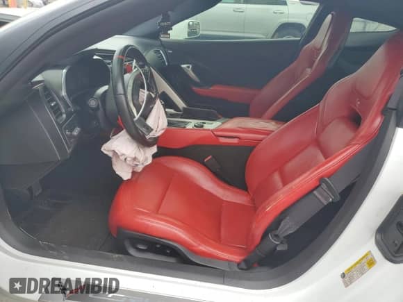 2017 Chevrolet Corvette 2LT с VIN 1G1YD2D77H5100579, выставлен на аукционе Copart как лот 58973455 с пробегом Не указан миль и Списание • Salvage title. История ставок и продаж доступна на DreamBid. Изображение 7.