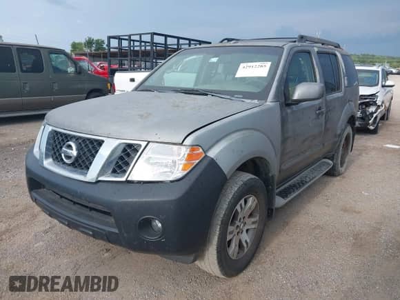 2008 Nissan Pathfinder SE с VIN 5N1AR18U08C665896, выставлен на аукционе IAAI как лот 42912285 с пробегом 245 175 миль миль и . История ставок и продаж доступна на DreamBid. Изображение 2.