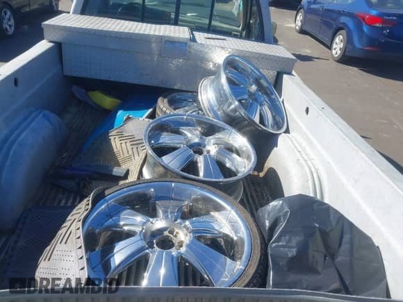 1991 Chevrolet Silverado 1500 с VIN 1GCDC14K6ME110344, выставлен на аукционе IAAI как лот 43477900 с пробегом 140 129 миль миль и . История ставок и продаж доступна на DreamBid. Изображение 12.