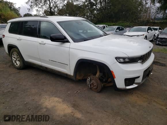 2023 Jeep Grand Cherokee Laredo with VIN 1C4RJKAGXP8865839, listed as a Copart auction lot 81690015 with 44,238 mi miles and Clean title. Bid and sale history available at DreamBid. Image 4.