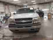 2005 Chevrolet Silverado 1500 Z71 с VIN 1GCEK19Z05Z230504, выставлен на аукционе IAAI как лот 42797321 с пробегом 226 733 миль миль и . История ставок и продаж доступна на DreamBid. Изображение 12.