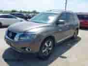 2014 Nissan Pathfinder SV z VIN 5N1AR2MN2EC685941, wystawiony jako IAAI lot #42011911 z przebiegiem 200 135 mil mil oraz . Historia ofert i sprzedaży dostępna na DreamBid. Obrazek 2.