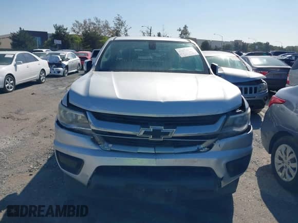 2018 Chevrolet Colorado 2WD Work Truck с VIN 1GCHSBEA0J1251445, выставлен на аукционе IAAI как лот 43414075 с пробегом 121 882 миль миль и . История ставок и продаж доступна на DreamBid. Изображение 6.