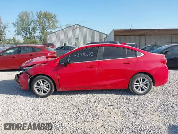 2018 Chevrolet Cruze LT с VIN 1G1BE5SM1J7112041, выставлен на аукционе IAAI как лот 43370283 с пробегом 165 938 миль миль и . История ставок и продаж доступна на DreamBid. Изображение 14.