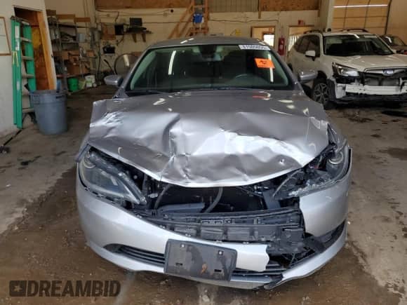 2016 Chrysler 200 Touring with VIN 1C3CCCFB8GN194373, listed as a Copart auction lot 81505055 with 141,773 mi miles and Salvage title. Bid and sale history available at DreamBid. Image 5.