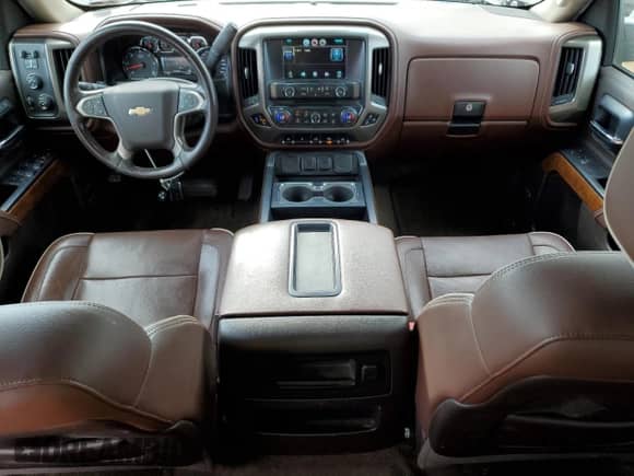 2014 Chevrolet Silverado 1500 High Country с VIN 3GCUKTEJ0EG558030, выставлен на аукционе Copart как лот 69486575 с пробегом 128 492 миль миль и Чистый • Clean title. История ставок и продаж доступна на DreamBid. Изображение 8.