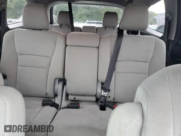 2016 Honda Pilot LX z VIN 5FNYF6H11GB090465, wystawiony jako Copart lot #83833105 z przebiegiem 98 929 mil mil oraz Szkoda całkowita • Salvage title. Historia ofert i sprzedaży dostępna na DreamBid. Obrazek 10.