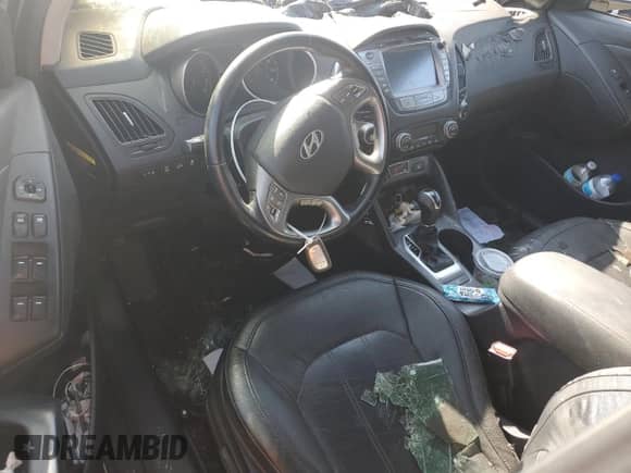 2014 Hyundai Tucson Walking Dead Edition с VIN KM8JUCAG7EU936733, выставлен на аукционе Copart как лот 71506025 с пробегом Не указан миль и Списание • Salvage title. История ставок и продаж доступна на DreamBid. Изображение 8.