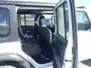 2023 Jeep Wrangler Rubicon с VIN 1C4HJXFN6PW613680, выставлен на аукционе IAAI как лот 43387887 с пробегом Не указан миль и . История ставок и продаж доступна на DreamBid. Изображение 8.