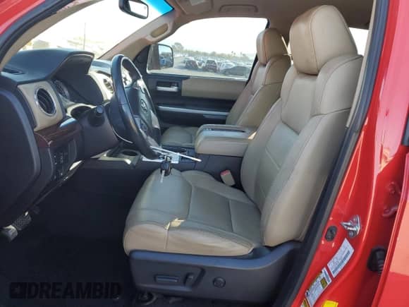 2015 Toyota Tundra Limited z VIN 5TFHW5F12FX458377, wystawiony jako Copart lot #85580345 z przebiegiem 116 352 mil mil oraz Szkoda całkowita • Salvage title. Historia ofert i sprzedaży dostępna na DreamBid. Obrazek 7.