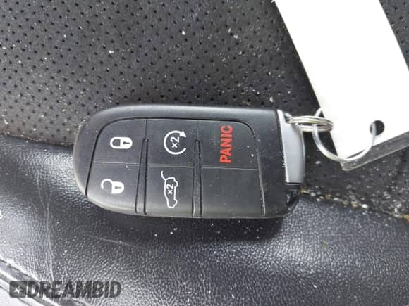 2021 Jeep Grand Cherokee Laredo E z VIN 1C4RJFAGXMC516180, wystawiony jako IAAI lot #41965710 z przebiegiem 47 797 mil mil oraz . Historia ofert i sprzedaży dostępna na DreamBid. Obrazek 11.