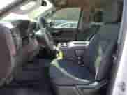 2020 Chevrolet Silverado 1500 Custom с VIN 3GCUYBEF2LG379456, выставлен на аукционе Copart как лот 70267165 с пробегом 59 698 миль миль и Списание • Salvage title. История ставок и продаж доступна на DreamBid. Изображение 7.