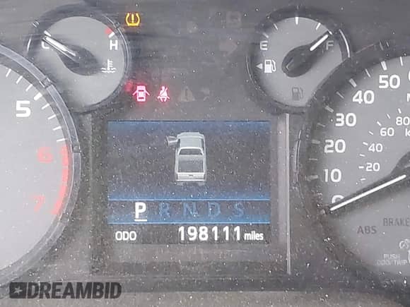 2014 Toyota Tundra SR с VIN 5TFUM5F19EX051692, выставлен на аукционе IAAI как лот 43316206 с пробегом 198 111 миль миль и . История ставок и продаж доступна на DreamBid. Изображение 16.