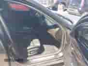 2009 BMW 7 Series 750i z VIN WBAKA83549CY35202, wystawiony jako IAAI lot #41871197 z przebiegiem 134 736 mil mil oraz . Historia ofert i sprzedaży dostępna na DreamBid. Obrazek 5.