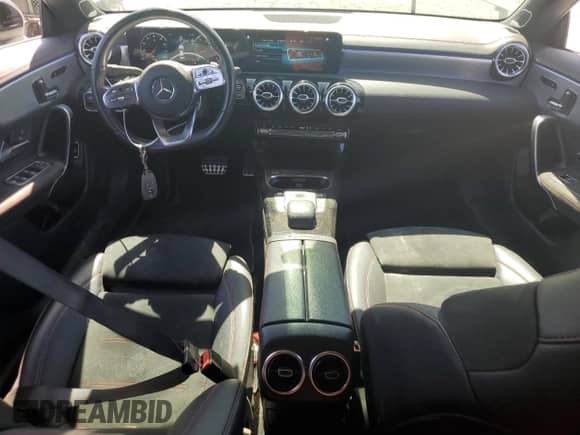 2021 Mercedes-Benz CLA 250 с VIN W1K5J4GB0MN191905, выставлен на аукционе Copart как лот 65384225 с пробегом 73 276 миль миль и Списание • Salvage title. История ставок и продаж доступна на DreamBid. Изображение 8.