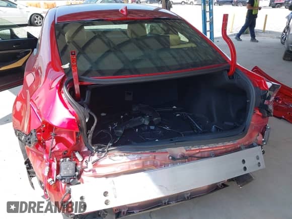 2021 Lexus RC 350 z VIN JTHDZ5BC6M5024113, wystawiony jako IAAI lot #43048985 z przebiegiem 26 015 mil mil oraz . Historia ofert i sprzedaży dostępna na DreamBid. Obrazek 6.