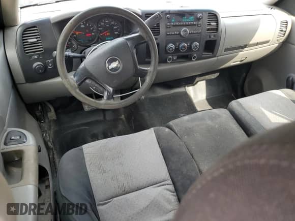 2008 Chevrolet Silverado 1500 2LT with VIN 2GCEC13JX81100274, listed as a Copart auction lot 43967765 with 277,490 mi miles and Salvage title. Bid and sale history available at DreamBid. Image 8.
