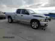 2005 Dodge 1500 ST z VIN 1D7HA18N35J578428, wystawiony jako Copart lot #87618215 z przebiegiem 54 688 mil mil oraz Szkoda całkowita • Salvage title. Historia ofert i sprzedaży dostępna na DreamBid. Obrazek 4.