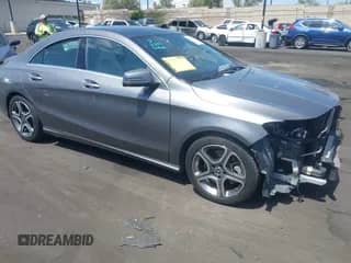 2018 Mercedes-Benz CLA 250 с VIN WDDSJ4EB2JN531878, выставлен на аукционе IAAI как лот 43084538 с пробегом 65 539 миль миль и . История ставок и продаж доступна на DreamBid. Изображение 1.