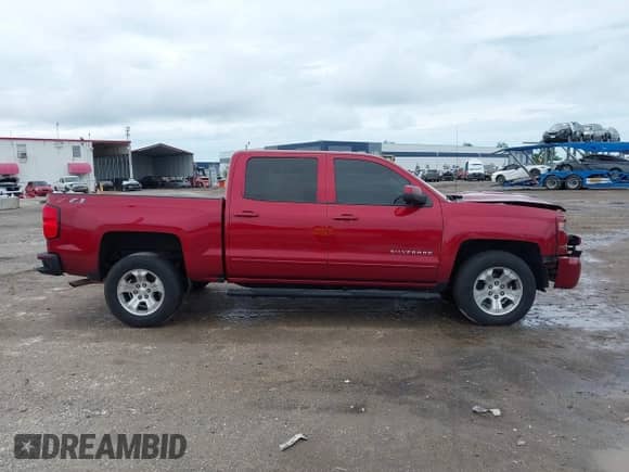 2018 Chevrolet Silverado 1500 LT с VIN 3GCUKREC1JG500944, выставлен на аукционе IAAI как лот 43052801 с пробегом 112 445 миль миль и . История ставок и продаж доступна на DreamBid. Изображение 14.