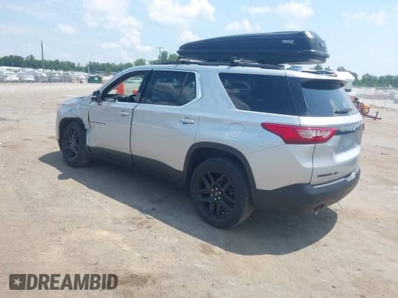 2019 Chevrolet Traverse LT Cloth z VIN 1GNEVGKW0KJ157212, wystawiony jako IAAI lot #42800696 z przebiegiem 84 825 mil mil oraz . Historia ofert i sprzedaży dostępna na DreamBid. Obrazek 3.