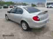 2002 Dodge Neon ES z VIN 1B3ES56C62D621562, wystawiony jako IAAI lot #41960655 z przebiegiem 237 598 mil mil oraz . Historia ofert i sprzedaży dostępna na DreamBid. Obrazek 3.