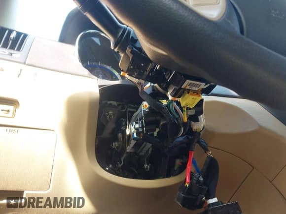 2014 Hyundai Sonata GLS z VIN 5NPEB4AC2EH825306, wystawiony jako IAAI lot #43479121 z przebiegiem 103 138 mil mil oraz . Historia ofert i sprzedaży dostępna na DreamBid. Obrazek 6.