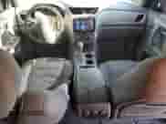 2016 Chevrolet Traverse LS z VIN 1GNKRFED7GJ260498, wystawiony jako Copart lot #66540595 z przebiegiem 109 524 mil mil oraz Szkoda całkowita • Salvage title. Historia ofert i sprzedaży dostępna na DreamBid. Obrazek 8.