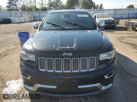 2014 Jeep Grand Cherokee Summit with VIN 1C4RJFJT0EC559604, listed as a Copart auction lot 82201225 with 276,073 mi miles and Clean title. Bid and sale history available at DreamBid. Image 5.