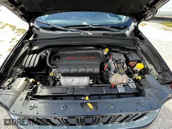 2018 Jeep Renegade Latitude с VIN ZACCJABB6JPG65463, выставлен на аукционе Copart как лот 87422565 с пробегом 148 648 миль миль и Чистый • Clean title. История ставок и продаж доступна на DreamBid. Изображение 7.