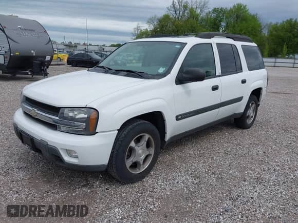 2004 Chevrolet TrailBlazer EXT LS with VIN 1GNET16S546239517, listed as a IAAI auction lot 42150946 with 174,529 mi miles and . Bid and sale history available at DreamBid. Image 2.