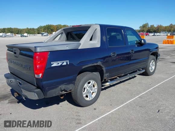 2004 Chevrolet Avalanche Z71 с VIN 3GNEK12T14G171555, выставлен на аукционе IAAI как лот 43478739 с пробегом 166 303 миль миль и . История ставок и продаж доступна на DreamBid. Изображение 4.