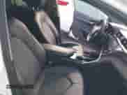 2019 Toyota Camry SE z VIN 4T1B11HK7KU827762, wystawiony jako IAAI lot #43355040 z przebiegiem 111 335 mil mil oraz . Historia ofert i sprzedaży dostępna na DreamBid. Obrazek 5.