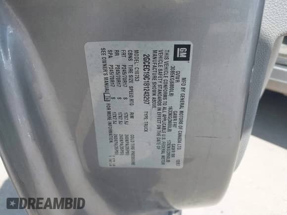 2008 Chevrolet Silverado 1500 1LT z VIN 2GCEC19C181243297, wystawiony jako IAAI lot #42698714 z przebiegiem 227 126 mil mil oraz . Historia ofert i sprzedaży dostępna na DreamBid. Obrazek 9.