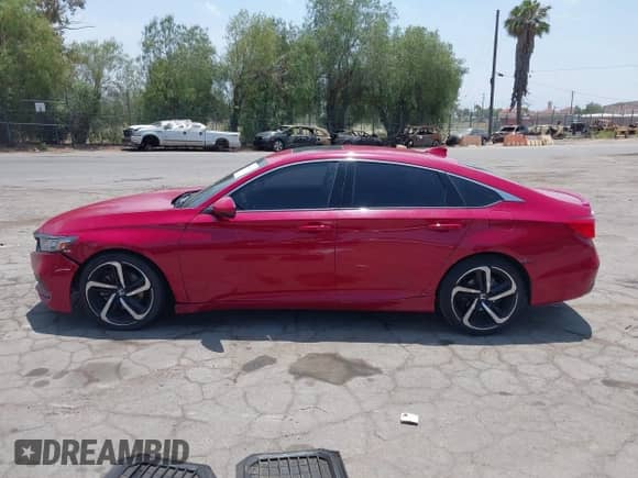 2019 Honda Accord Sport z VIN 1HGCV2F33KA027817, wystawiony jako IAAI lot #42586047 z przebiegiem 173 436 mil mil oraz . Historia ofert i sprzedaży dostępna na DreamBid. Obrazek 14.
