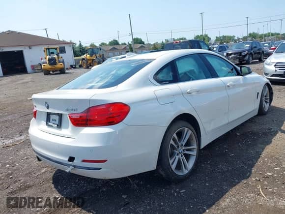 2016 BMW 4 Series 428i xDrive с VIN WBA4C9C52GG138514, выставлен на аукционе IAAI как лот 42646813 с пробегом 71 824 миль миль и . История ставок и продаж доступна на DreamBid. Изображение 4.