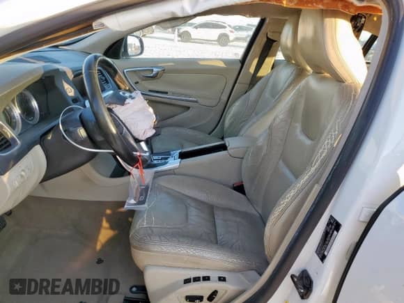 2012 Volvo S60 T5 с VIN YV1622FSXC2091645, выставлен на аукционе Copart как лот 81928655 с пробегом 140 299 миль миль и Списание • Salvage title. История ставок и продаж доступна на DreamBid. Изображение 7.