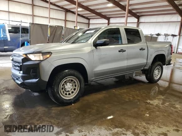 2025 Chevrolet Colorado 2WD Work Truck z VIN 1GCPSBEK5S1170799, wystawiony jako Copart lot #68931505 z przebiegiem 9 130 mil mil oraz Czysty tytuł • Clean title. Historia ofert i sprzedaży dostępna na DreamBid. Obrazek 1.