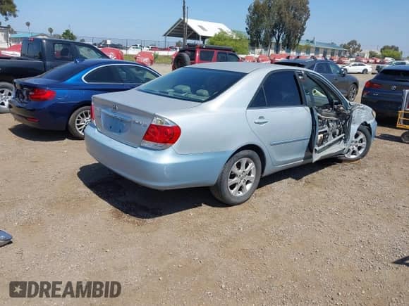 2006 Toyota Camry STD с VIN JTDBE32K963054897, выставлен на аукционе IAAI как лот 42516544 с пробегом 196 037 миль миль и . История ставок и продаж доступна на DreamBid. Изображение 4.