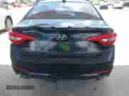 2015 Hyundai Sonata Sport с VIN 5NPE34AF8FH030365, выставлен на аукционе IAAI как лот 43506998 с пробегом 171 915 миль миль и . История ставок и продаж доступна на DreamBid. Изображение 17.