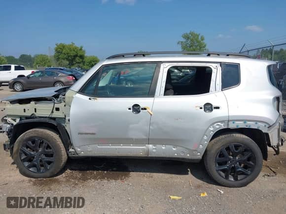 2017 Jeep Renegade Altitude с VIN ZACCJBBB4HPF94098, выставлен на аукционе IAAI как лот 42822443 с пробегом 78 910 миль миль и . История ставок и продаж доступна на DreamBid. Изображение 14.