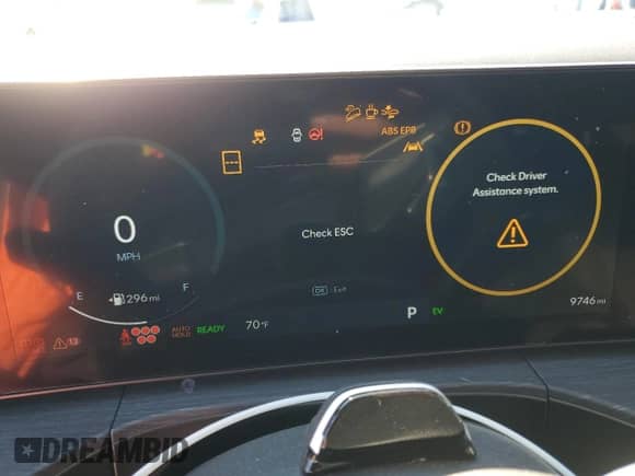 2024 Hyundai Santa Fe Limited с VIN 5NMP3DG13RH004911, выставлен на аукционе Copart как лот 83635084 с пробегом 9 746 миль миль и Списание • Salvage title. История ставок и продаж доступна на DreamBid. Изображение 9.