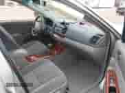 2005 Toyota Camry LE with VIN 4T1BE30K35U060993, listed as a IAAI auction lot 42773927 with 117,501 mi miles and . Bid and sale history available at DreamBid. Image 5.