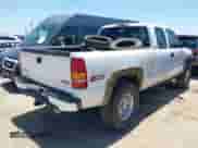2002 GMC Sierra 1500 SLE z VIN 1GTEK19T82Z109338, wystawiony jako IAAI lot #42692899 z przebiegiem 176 143 mil mil oraz . Historia ofert i sprzedaży dostępna na DreamBid. Obrazek 4.