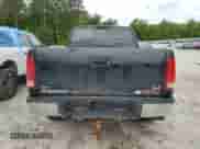 2010 GMC Sierra 1500 SLT z VIN 3GTRKWE31AG244504, wystawiony jako Copart lot #58931975 z przebiegiem 234 692 mil mil oraz Czysty tytuł • Clean title. Historia ofert i sprzedaży dostępna na DreamBid. Obrazek 6.