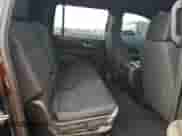 2023 Chevrolet Suburban LS z VIN 1GNSCBKT9PR121500, wystawiony jako Copart lot #72118524 z przebiegiem 127 355 mil mil oraz Szkoda całkowita • Salvage title. Historia ofert i sprzedaży dostępna na DreamBid. Obrazek 11.