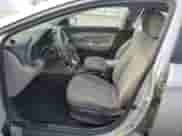 2020 Hyundai Elantra SE с VIN KMHD74LF1LU926825, выставлен на аукционе Copart как лот 81186345 с пробегом 152 225 миль миль и Списание • Salvage title. История ставок и продаж доступна на DreamBid. Изображение 7.