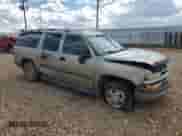 2001 Chevrolet Suburban LS with VIN 3GNFK16T61G211350, listed as a Copart auction lot 50490985 with 296,940 mi miles and Clean title. Bid and sale history available at DreamBid. Image 4.